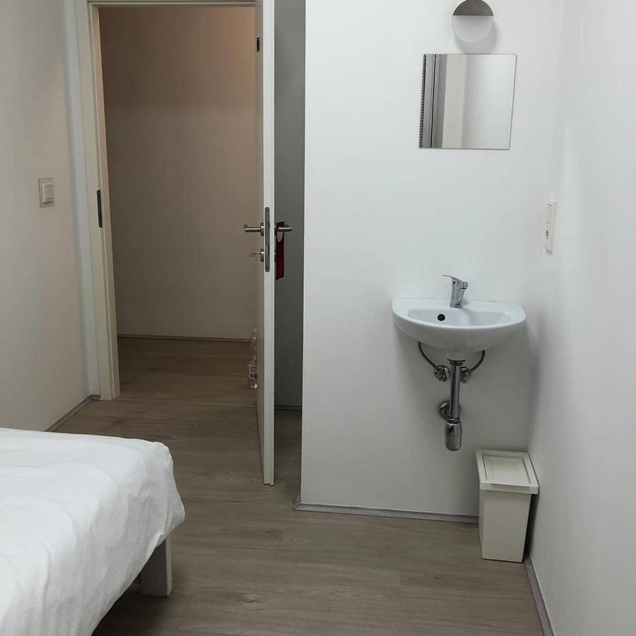 W&V Hostel Відень Екстер'єр фото